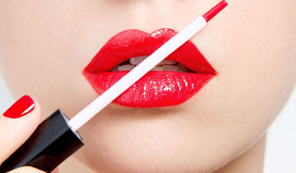 Top 5 Lipgloss Shades in Indien erhältlich