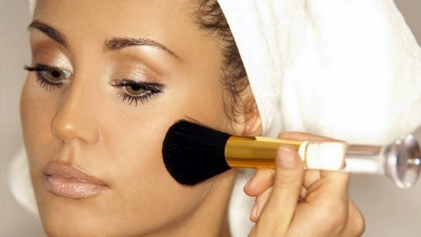 Ein Beauty Guide auf Make-up Pinsel und wie man sie benutzt