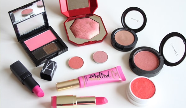 17 Verführerische rosa Make-up-Produkte für den Sommer 