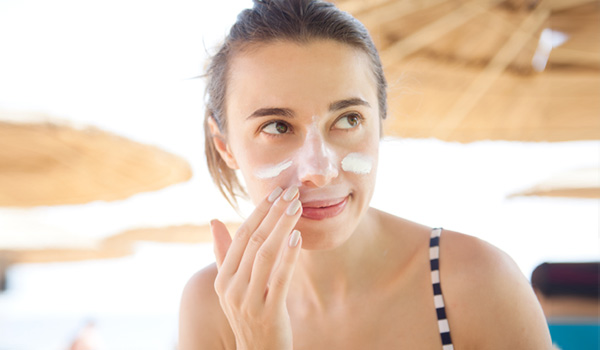 Warum sollten Sie diese 5 besten Sonnenschutzmittel für Gesicht in diesem Sommer verwenden 