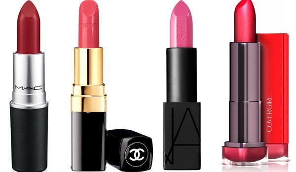 Long Wearing Lippenstift-Marken, die Sie in Ihrer Vanity Bag haben sollten  